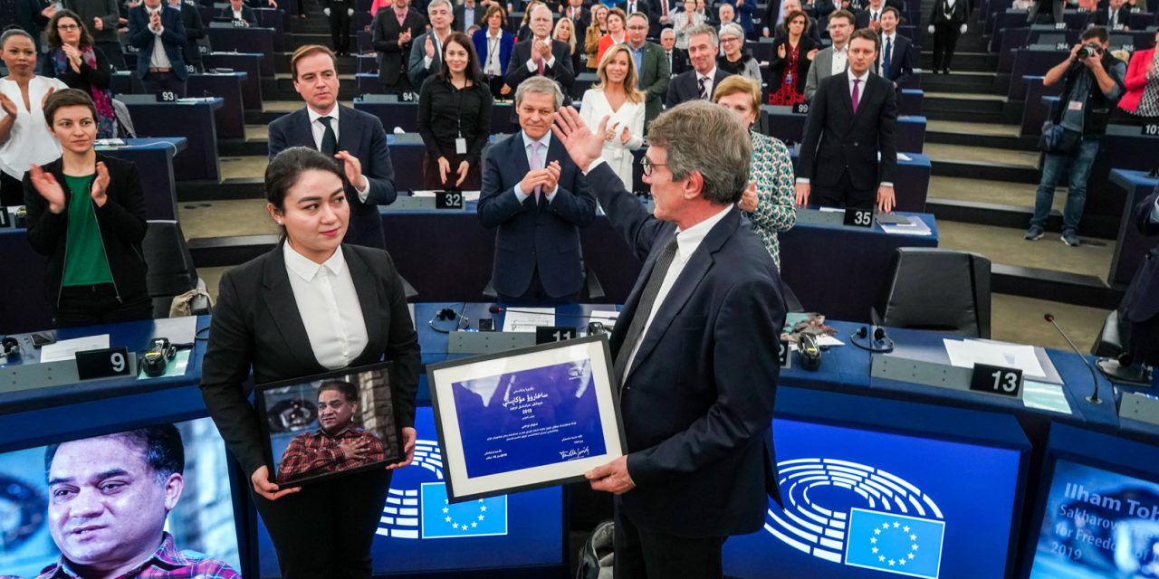 Prix Sakharov et persécution des Ouïghours