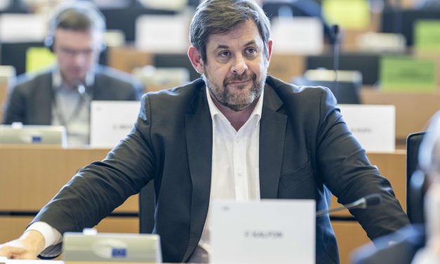 Droits des passagers aériens : nous refusons la régression